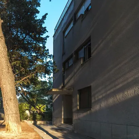 Apartament Shiny Near Beaches And Center Split